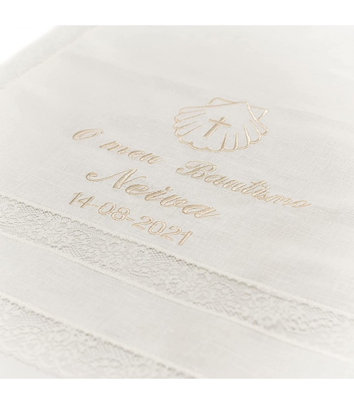 Pañuelo de Bautizo personalizado con nombre y fecha. Modelo París