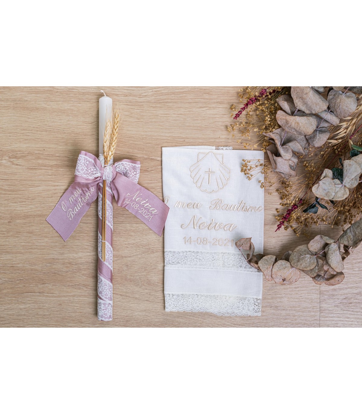 Kit de vela y pañuelo personalizado para bautizo – Pack de vela decorada  para Bautizo y Paño bordado con nombre y fecha del Bautismo - Modelo  Bambula